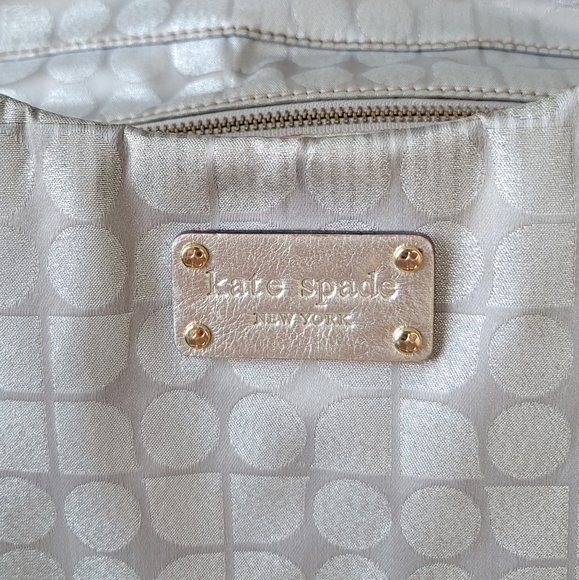 Kade Spade Stevie Thompson Street Noel Silver - Picture 2 of 14